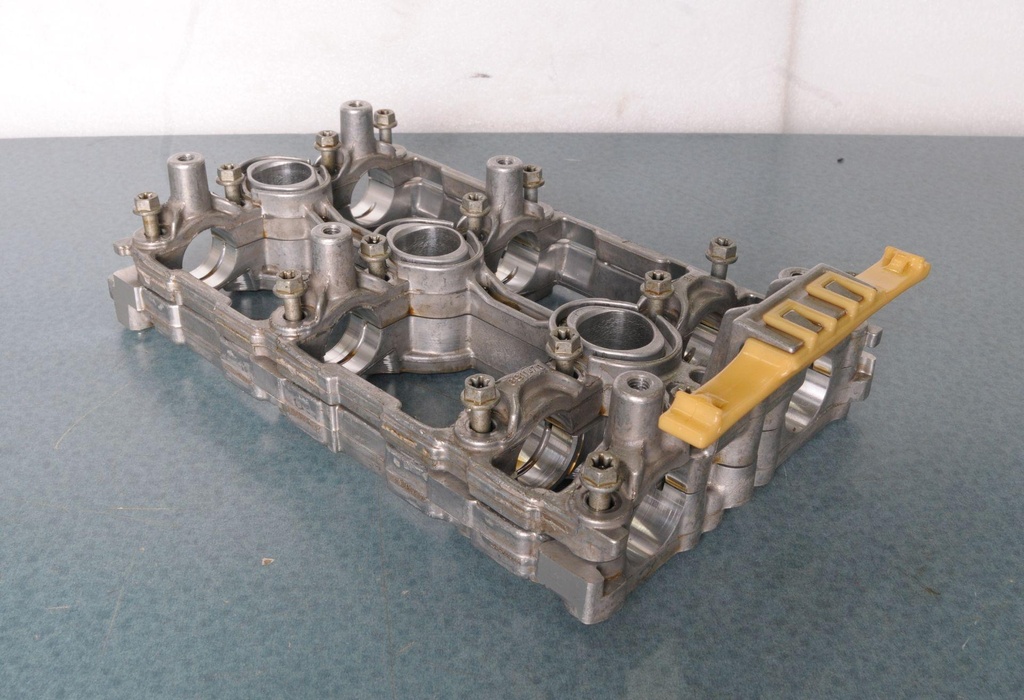 camshaft housing ass'y