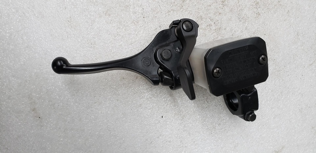 master cylinder ass’y