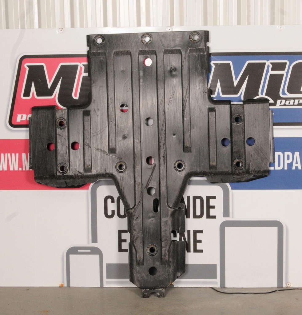 [5450239-070-001] (new ref. 5456432-070) skid plate, gloss black