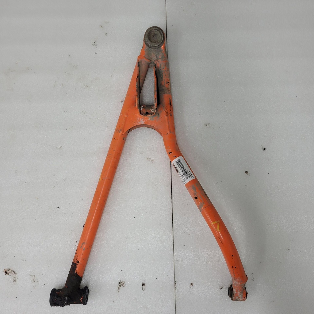 [1018825-589-001] CTRL ARM WELD FRT UPR RIGHT 64 (1018825-589-001)