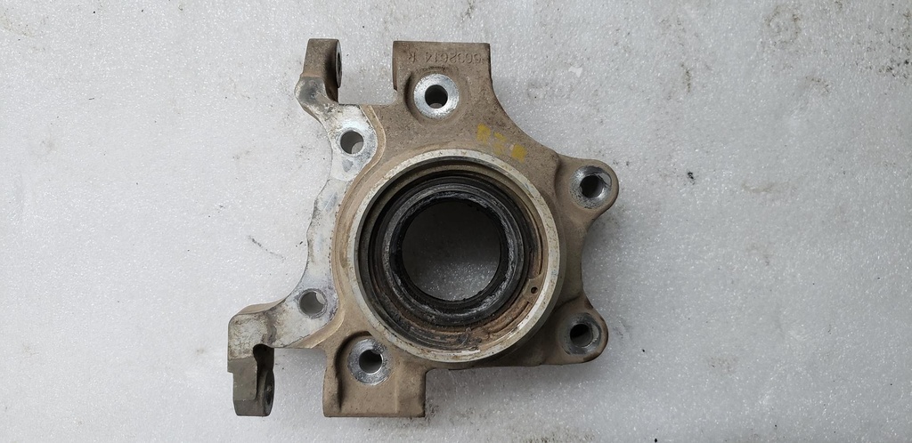 right hand wheel bearing carrie